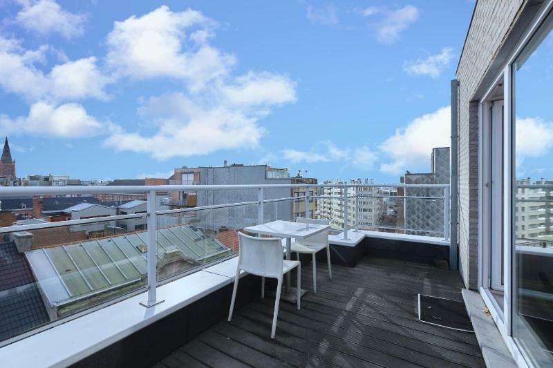 Penthouse bij Leopoldpark Appartement Oostende Buitenkant foto